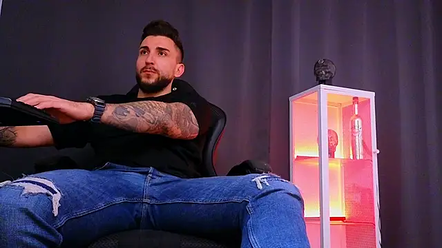 MightyAaron66 online show from 2, 2, 2025
