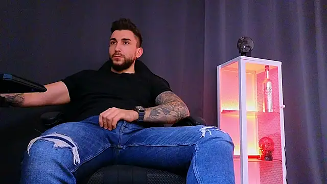 MightyAaron66 online show from 9, 3, 2025