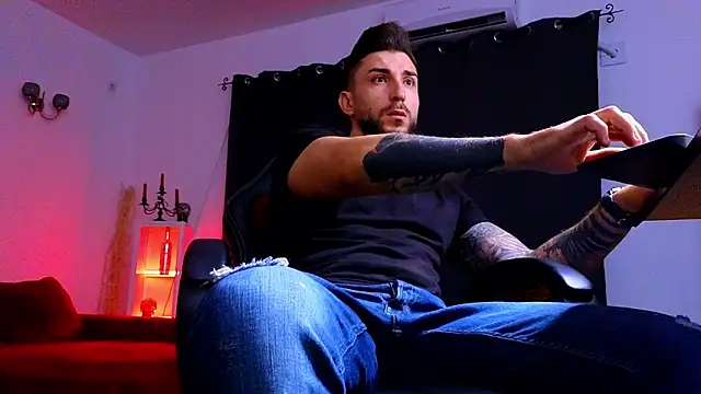 MightyAaron66 online show from 18, 9, 2025