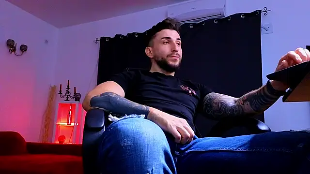 MightyAaron66 online show from 2, 10, 2025