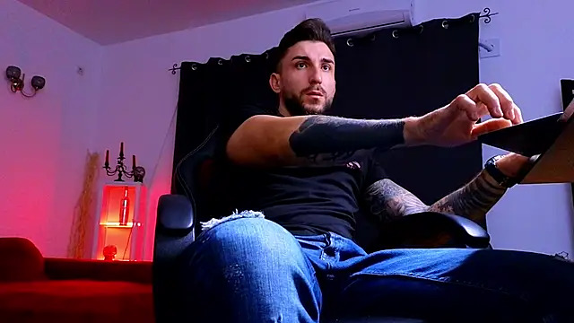 MightyAaron66 online show from 3, 10, 2025