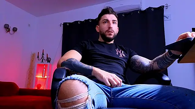 MightyAaron66 online show from 19, 10, 2025