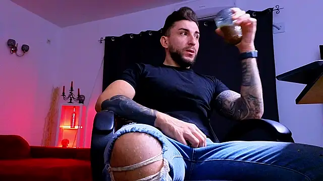 MightyAaron66 online show from 21, 10, 2025