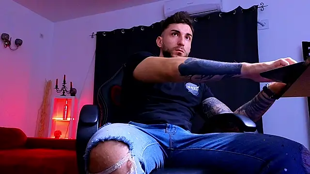 MightyAaron66 online show from 21, 11, 2025