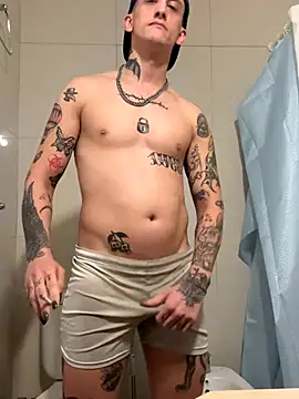 Snapshot of FakkaKaine_ chatting on 11, 10, 2025 FakkaKaine  online show from 11, 10, 2025