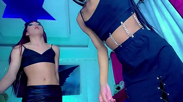 NahomiCamper online show from 13, 2, 2025