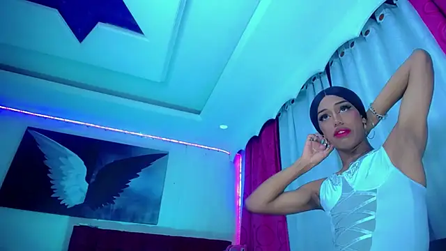 NahomiCamper online show from 24, 9, 2025