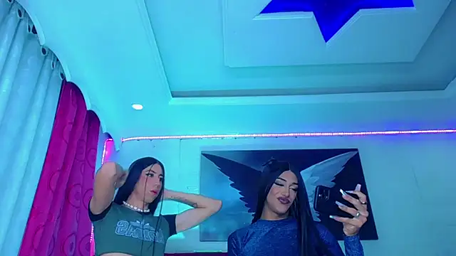 NahomiCamper online show from 10, 10, 2025