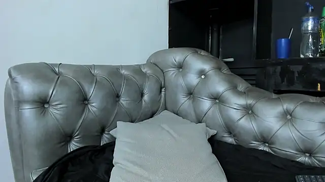 HeellBoy  online show from 2, 11, 2025