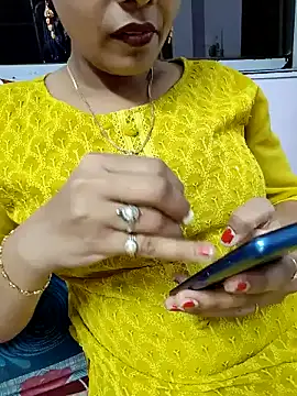 Snapshot of samitasharma chatting on 1, 1, 2025 samitasharma online show from 1, 1, 2025