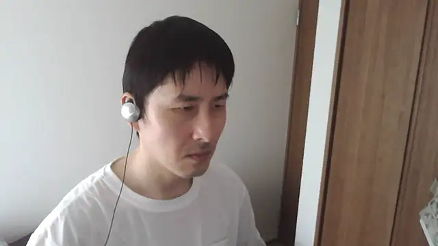 Snapshot of ikkakusai11 chatting on 27, 4, 2026 ikkakusai11 online show from 27, 4, 2026