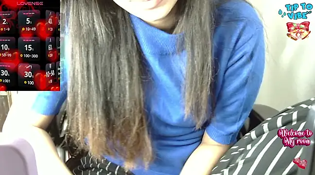 Snapshot of Barbie-Queen2 chatting on 8, 12, 2024 Barbie-Queen2 online show from 8, 12, 2024