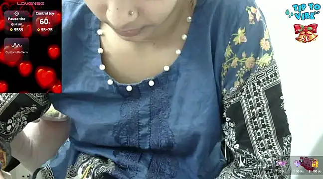 Snapshot of Barbie-Queen2 chatting on 21, 1, 2025 Barbie-Queen2 online show from 21, 1, 2025