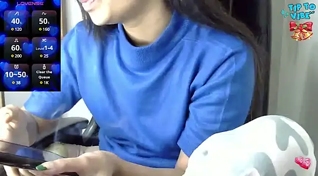 Snapshot of Barbie-Queen2 chatting on 26, 1, 2025 Barbie-Queen2 online show from 26, 1, 2025