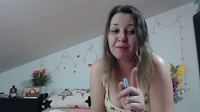 SweetMaddy888 online show from 11, 2, 2026