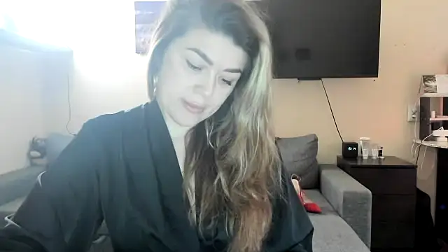 Snapshot of SofiaBells chatting on 21, 11, 2025 SofiaBells online show from 21, 11, 2025