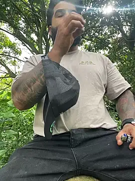 Lyon vach online show from 3, 11, 2025