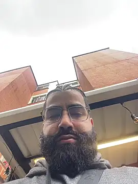 Lyon vach online show from 2, 12, 2025