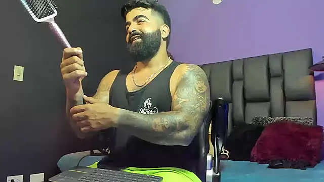 Snapshot of Lyon_vach chatting on 10, 2, 2026 Lyon vach online show from 10, 2, 2026