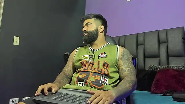 Snapshot of Lyon_vach chatting on 11, 2, 2026 Lyon vach online show from 11, 2, 2026