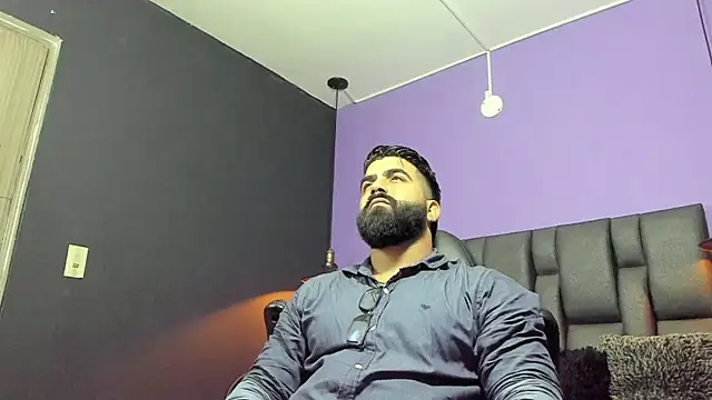 Lyon vach online show from 4, 3, 2026