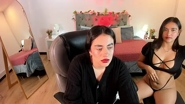 Icysweetcam online show from 14, 5, 2026