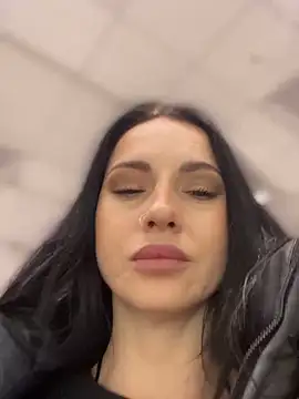 Snapshot of Roxana-Sexy chatting on 26, 2, 2026 Roxana-Sexy online show from 26, 2, 2026