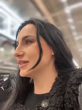 Snapshot of Roxana-Sexy chatting on 13, 3, 2026 Roxana-Sexy online show from 13, 3, 2026