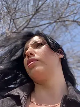 Snapshot of Roxana-Sexy chatting on 1, 4, 2026 Roxana-Sexy online show from 1, 4, 2026