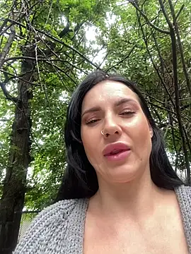 Snapshot of Roxana-Sexy chatting on 23, 5, 2026 Roxana-Sexy online show from 23, 5, 2026