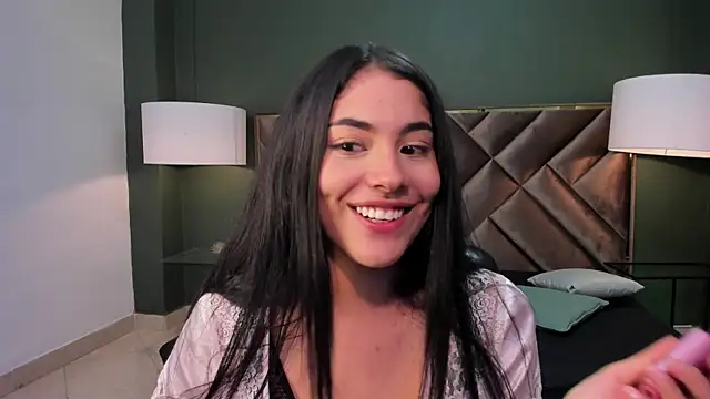 Snapshot of Mia_Elowen chatting on 27, 2, 2025 Mia Elowen online show from 27, 2, 2025