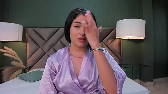 Snapshot of Mia_Elowen chatting on 6, 3, 2025 Mia Elowen online show from 6, 3, 2025