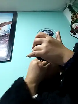 Snapshot of LaurenWelly_ chatting on 5, 1, 2025 LaurenWelly online show from 5, 1, 2025