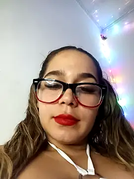 Snapshot of LaurenWelly_ chatting on 25, 1, 2025 LaurenWelly online show from 25, 1, 2025
