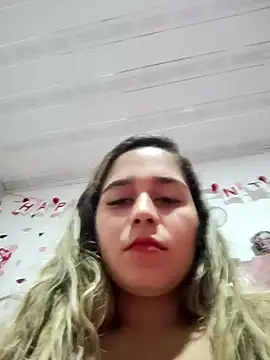 Snapshot of LaurenWelly_ chatting on 8, 2, 2025 LaurenWelly online show from 8, 2, 2025