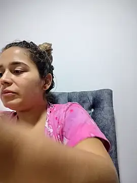 Snapshot of LaurenWelly_ chatting on 18, 2, 2025 LaurenWelly online show from 18, 2, 2025