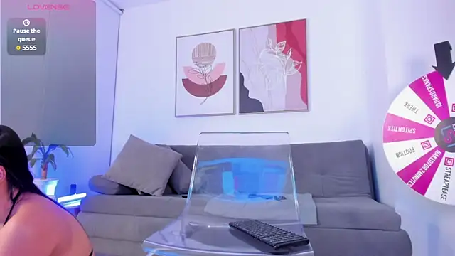 sofiiajones online show from 12, 11, 2025