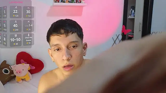 Snapshot of milky__boy_ chatting on 16, 10, 2025 milky boy online show from 16, 10, 2025