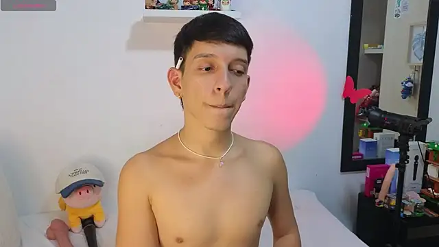 Snapshot of milky__boy_ chatting on 19, 5, 2026 milky boy online show from 19, 5, 2026