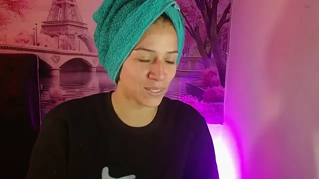 daniela rivasth online show from 28, 2, 2025