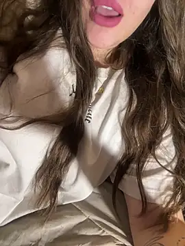 Elinatiranda online show from 7, 5, 2026