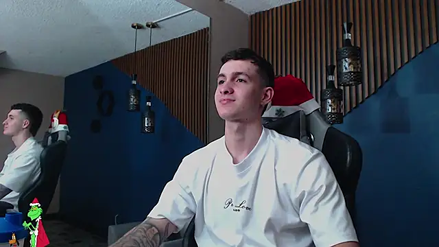JacksonOlsenn online show from 30, 12, 2024