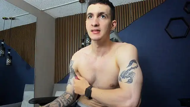 Snapshot of JacksonOlsenn chatting on 6, 2, 2025 JacksonOlsenn online show from 6, 2, 2025