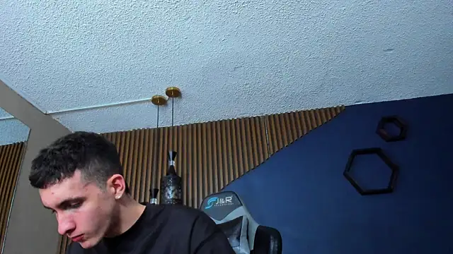 Snapshot of JacksonOlsenn chatting on 7, 2, 2025 JacksonOlsenn online show from 7, 2, 2025