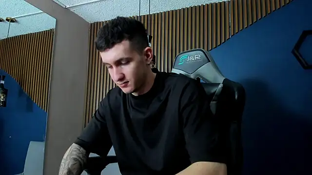 Snapshot of JacksonOlsenn chatting on 26, 2, 2025 JacksonOlsenn online show from 26, 2, 2025