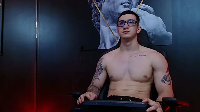 Snapshot of JacksonOlsenn chatting on 9, 9, 2025 JacksonOlsenn online show from 9, 9, 2025