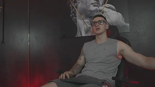 Snapshot of JacksonOlsenn chatting on 12, 11, 2025 JacksonOlsenn online show from 12, 11, 2025