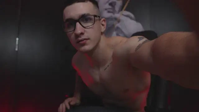 Snapshot of JacksonOlsenn chatting on 20, 11, 2025 JacksonOlsenn online show from 20, 11, 2025