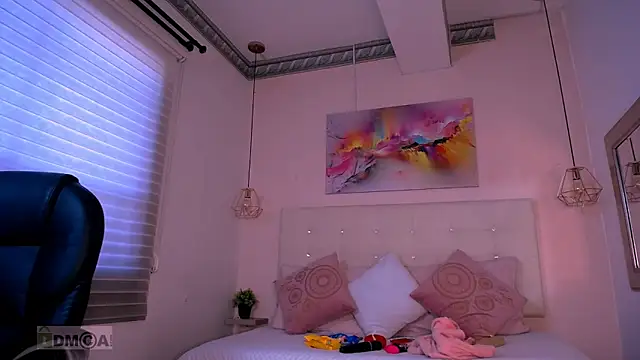 Cristal  adams online show from 13, 1, 2025