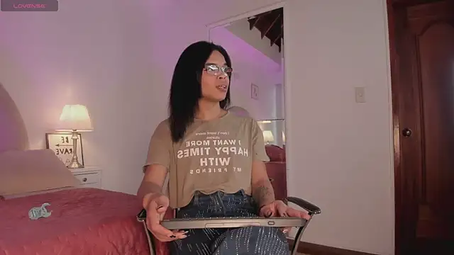 evelyn wine online show from 5, 1, 2026